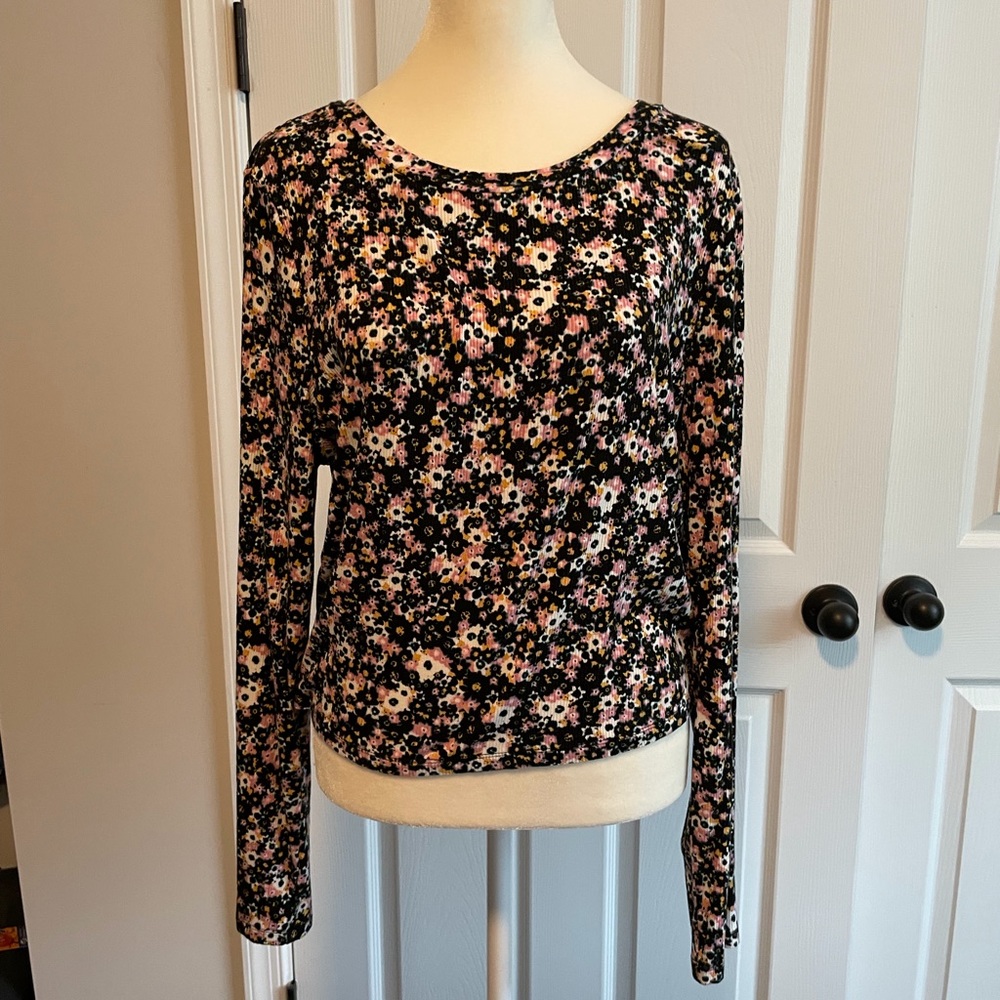Wild Fable long sleeve floral tee XXL